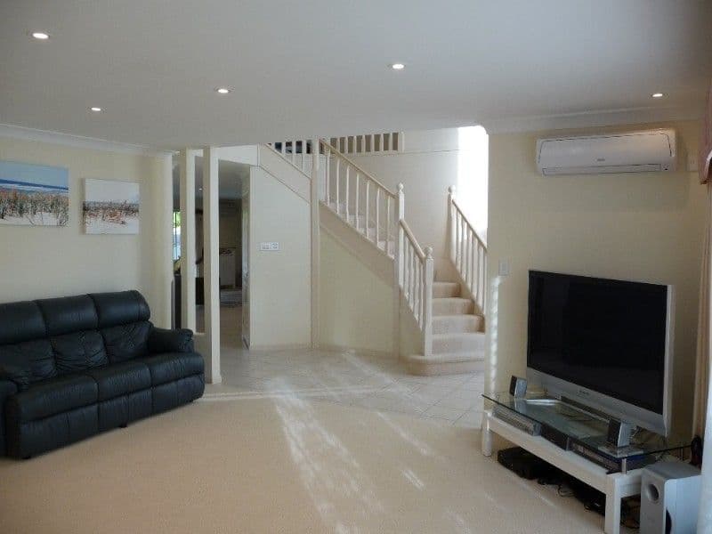86 Tamworth Drive, HELENSVALE QLD 4212, Helensvale - Thumbnail 7