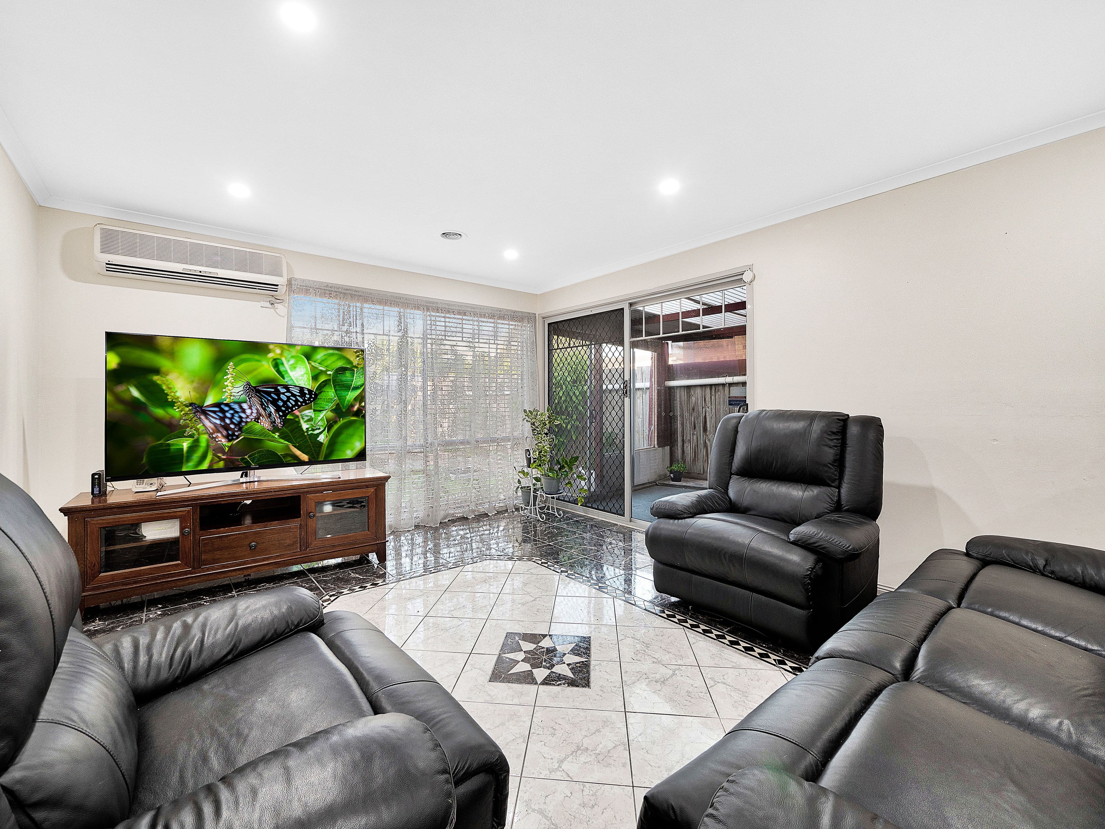 24 Horsfield Street, Cranbourne North VIC 3977, Cranbourne North - Thumbnail 8