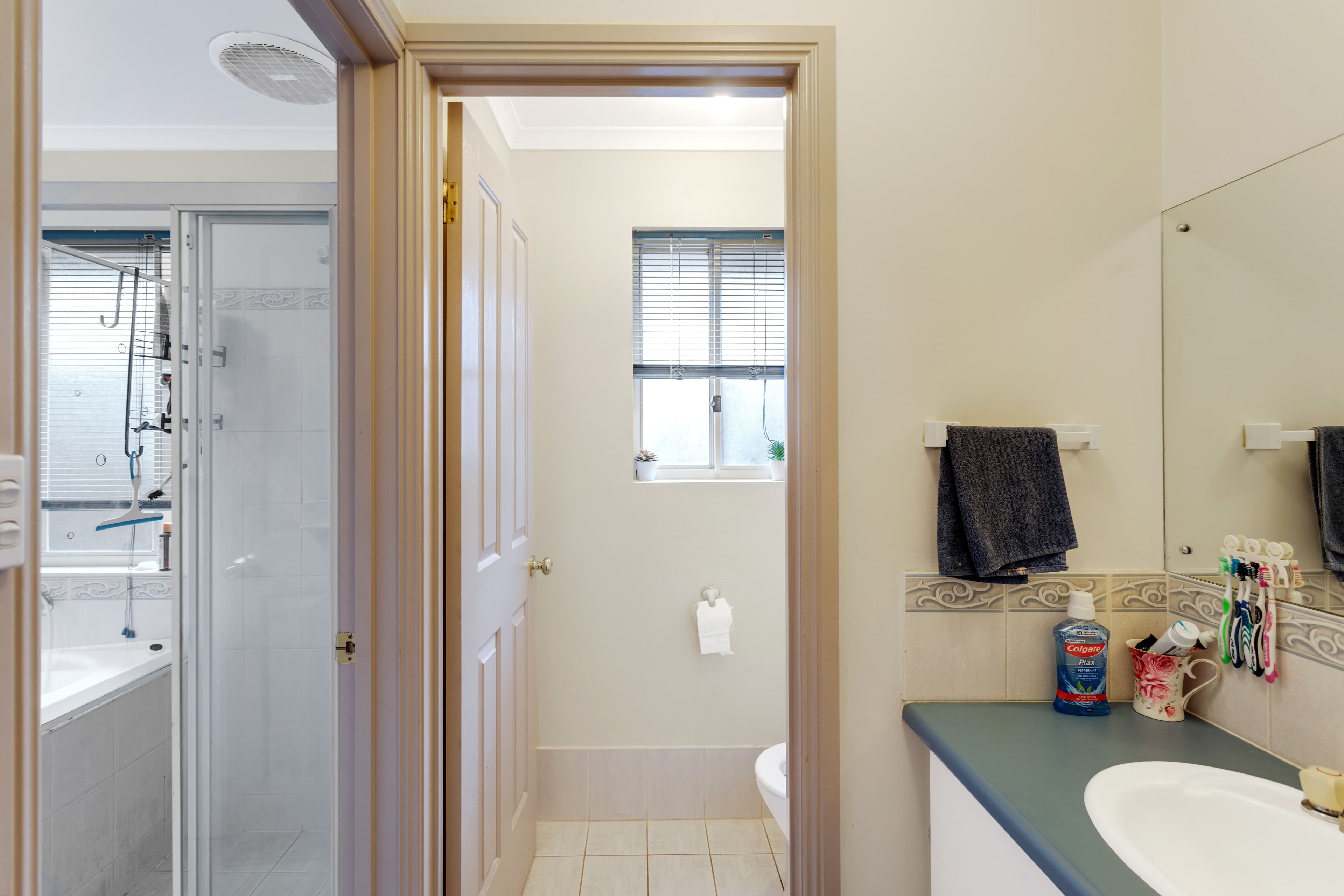 21 Axminster Crescent, Craigmore SA 5114, Craigmore - Thumbnail 7