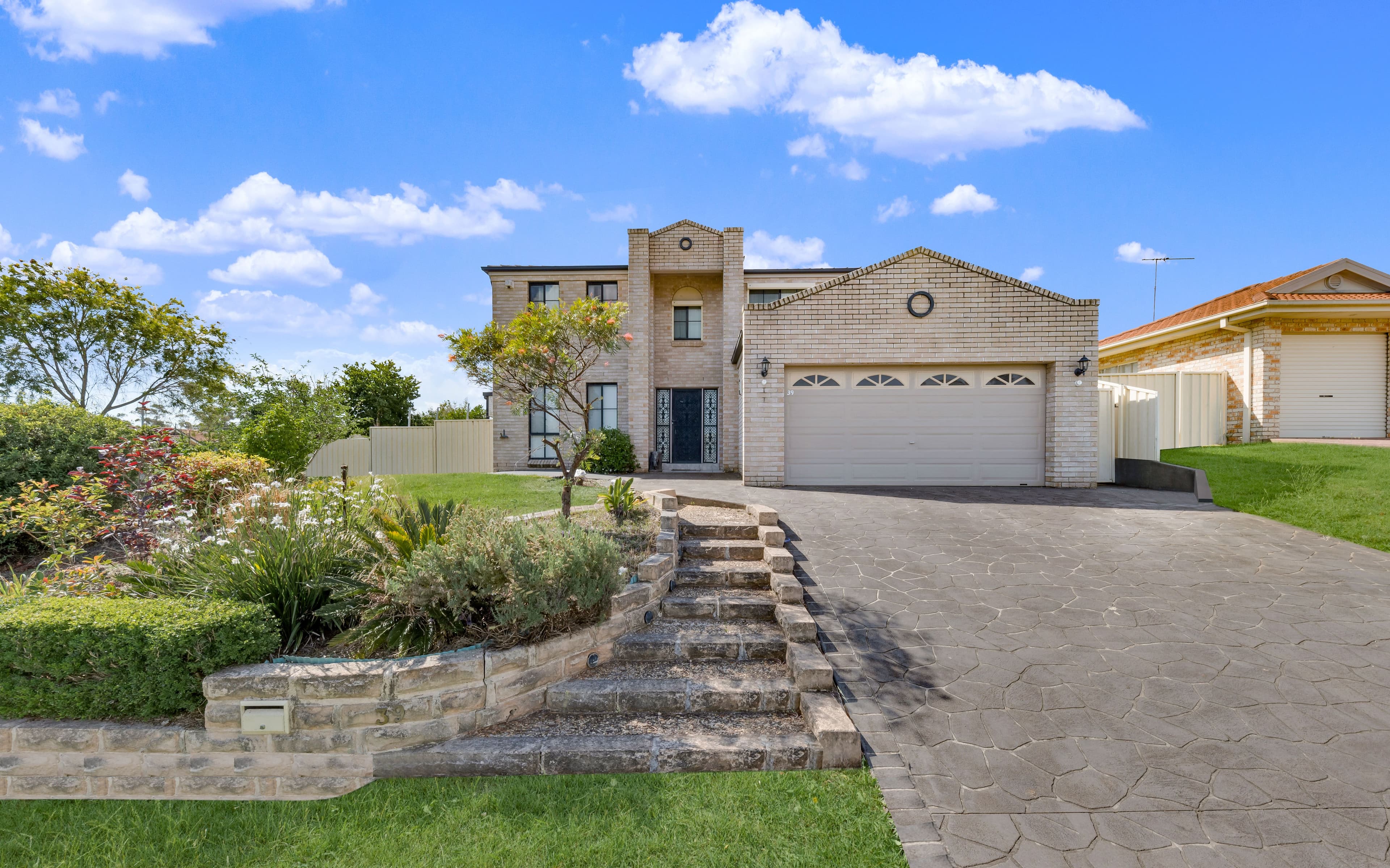 39 Crommelin Crescent, St Helens Park NSW 2560, St Helens Park - Image 1