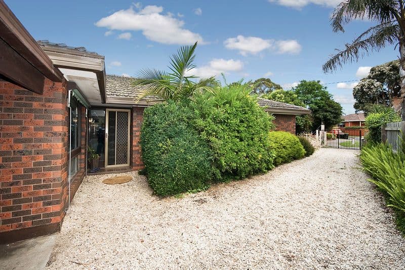 23 Allnutt Parade, CHELTENHAM VIC 3192, Cheltenham - Thumbnail 3