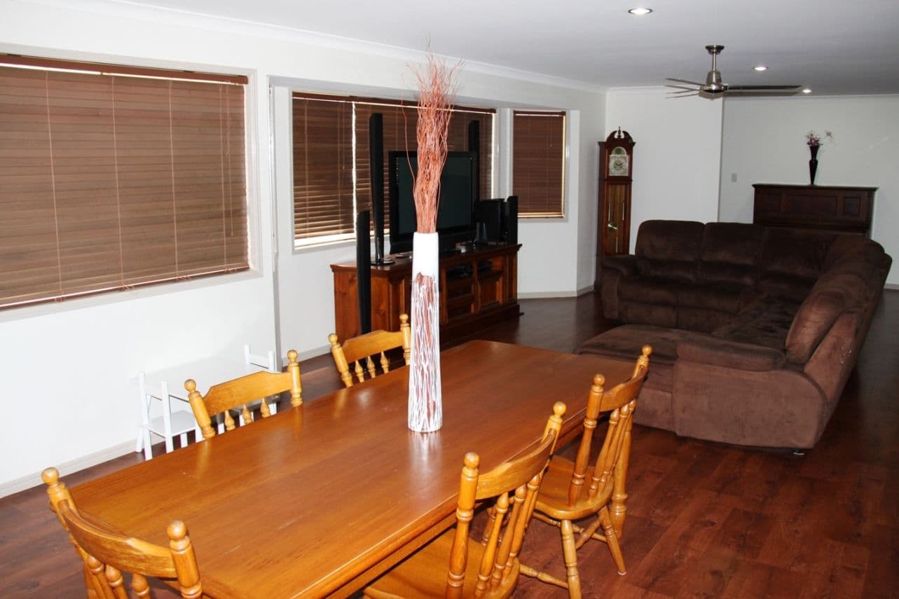 19 Plimsoll Court, TANNUM SANDS QLD 4680, Tannum Sands - Thumbnail 3