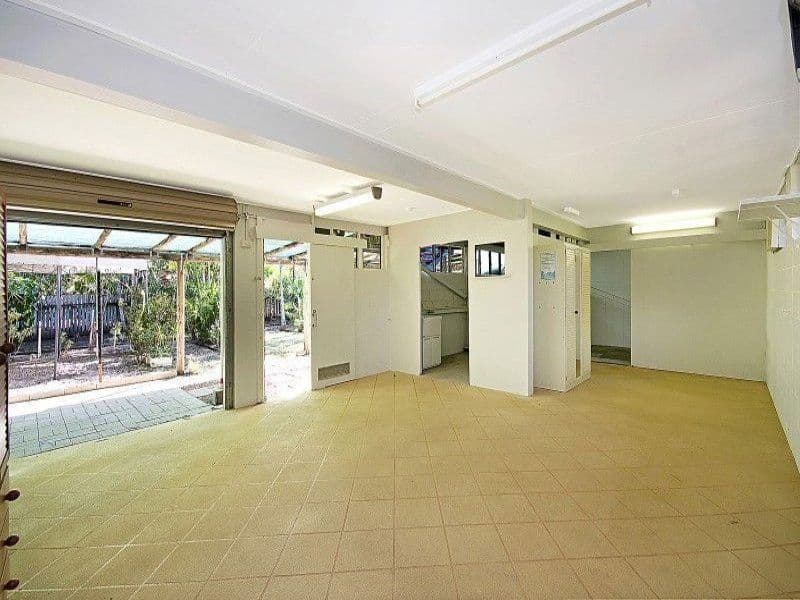4 Bedarra Court, THURINGOWA CENTRAL QLD 4817, Thuringowa Central - Thumbnail 2