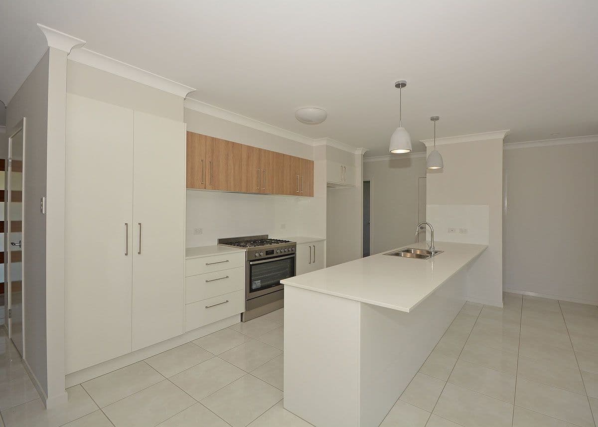 44 Ronaldo Way, Urangan QLD 4655, Urangan - Thumbnail 3