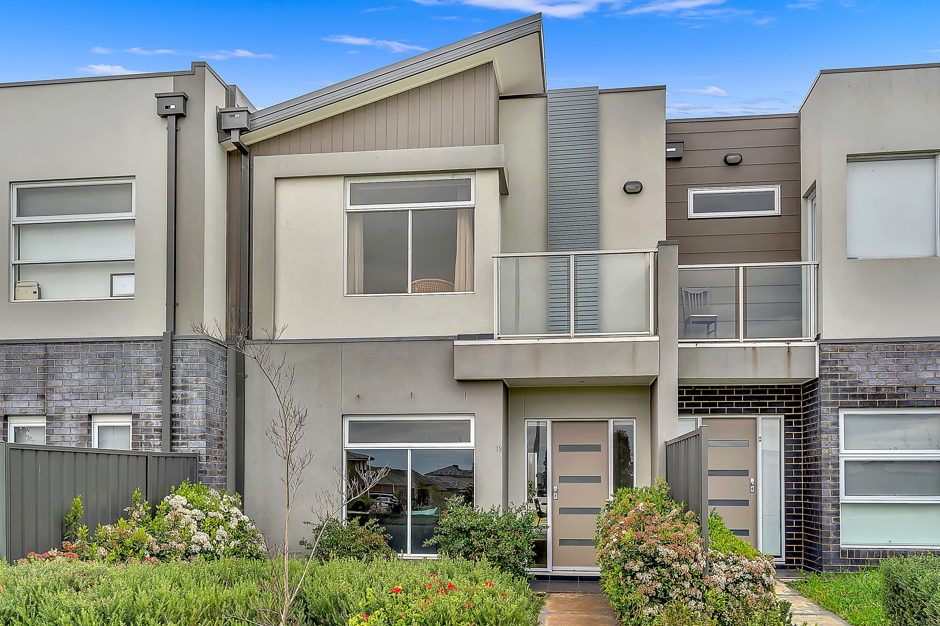 35 Kirkstead Grove, Craigieburn VIC 3064, Craigieburn - Image 1