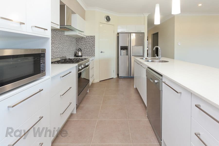 55 Summit Drive, SPRINGFIELD LAKES QLD 4300, Springfield Lakes - Thumbnail 4
