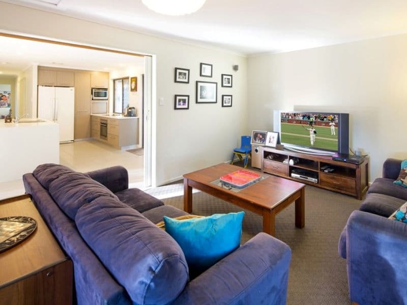 17 Enfield Crescent, BATTERY HILL QLD 4551, Battery Hill - Image 1
