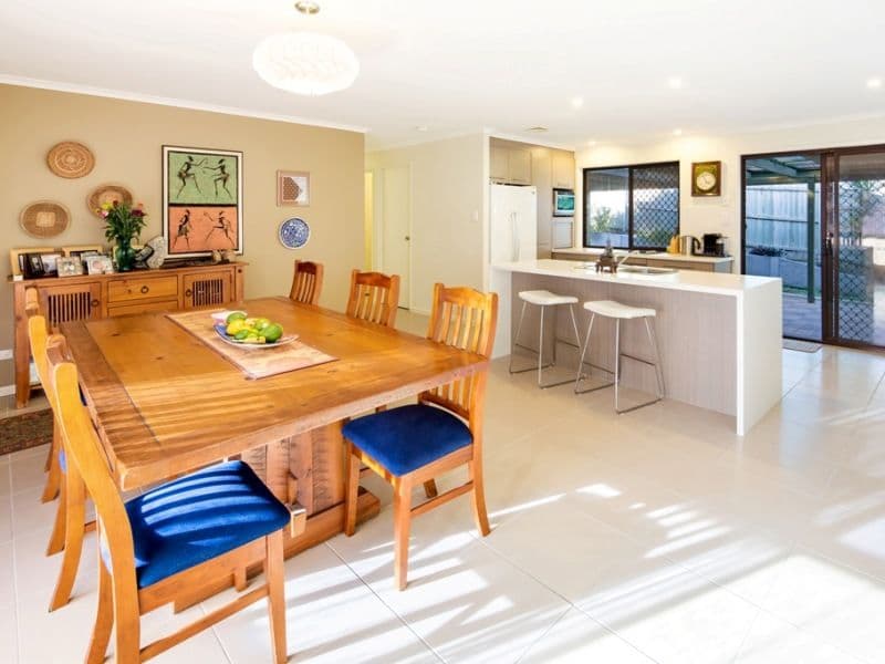 17 Enfield Crescent, BATTERY HILL QLD 4551, Battery Hill - Thumbnail 5