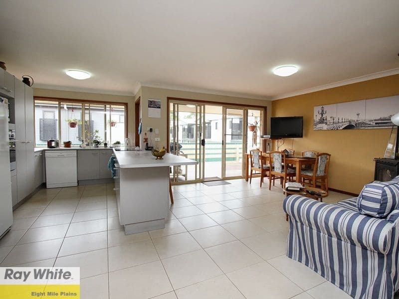 4 Ngumi Court, Eight Mile Plains QLD 4113, Eight Mile Plains - Thumbnail 3