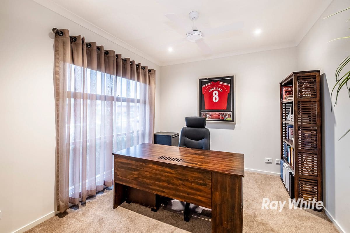 44 Blackledge Drive, Clyde North VIC 3978, Clyde North - Thumbnail 8