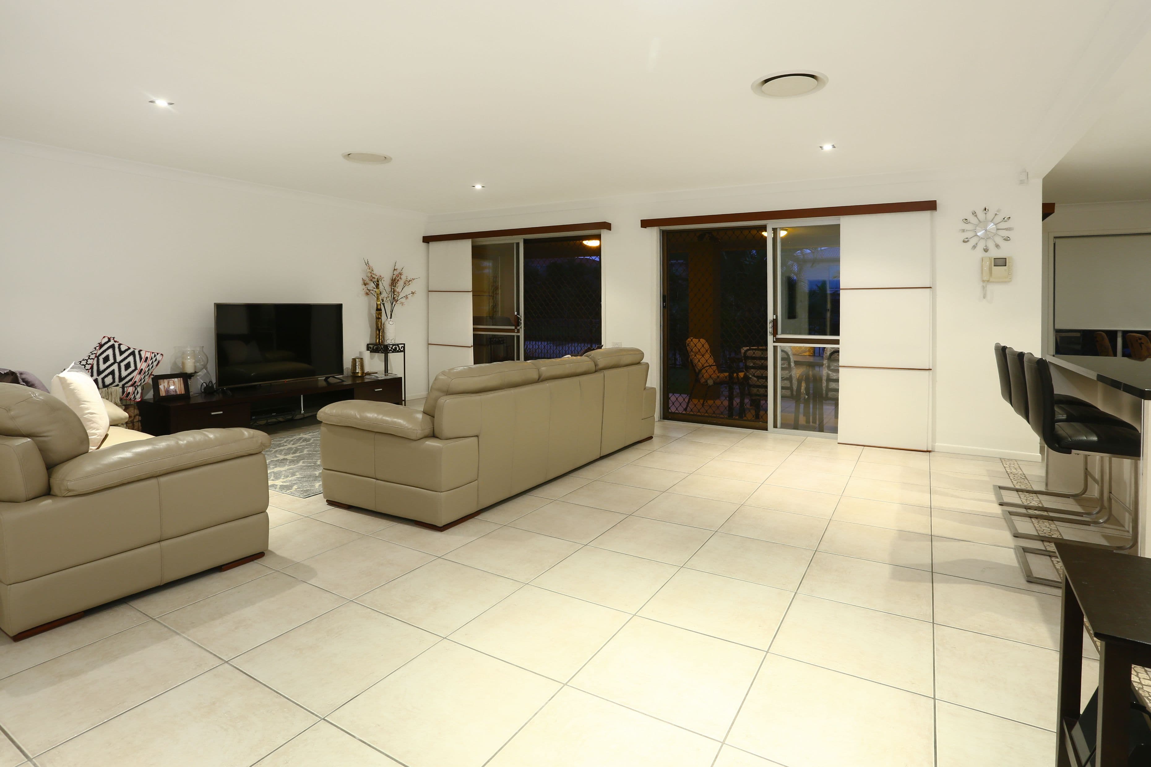 11 Cresta Court, Broadbeach Waters QLD 4218, Broadbeach Waters - Thumbnail 3