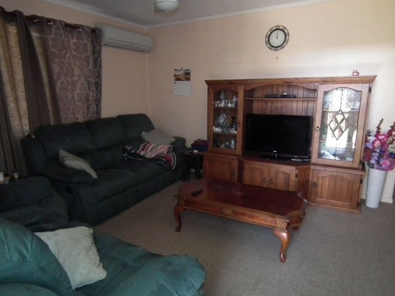 8 Ellis Street, Maryborough QLD 4650, Maryborough - Thumbnail 2