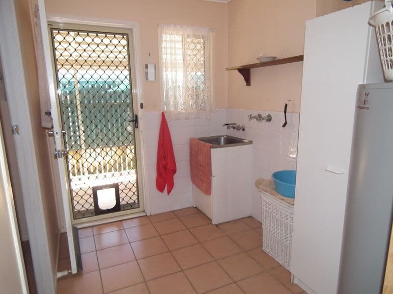 8 Ellis Street, Maryborough QLD 4650, Maryborough - Thumbnail 6