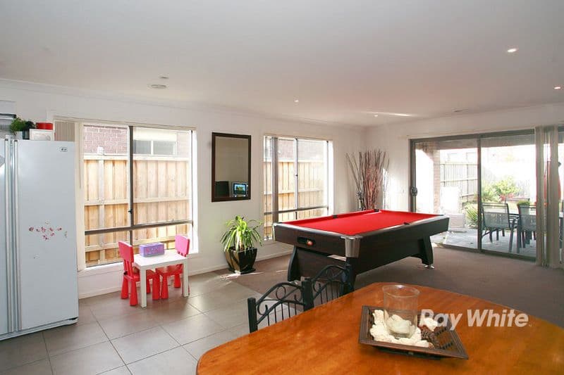 16 Islington Avenue, CRANBOURNE NORTH VIC 3977, Cranbourne North - Thumbnail 7