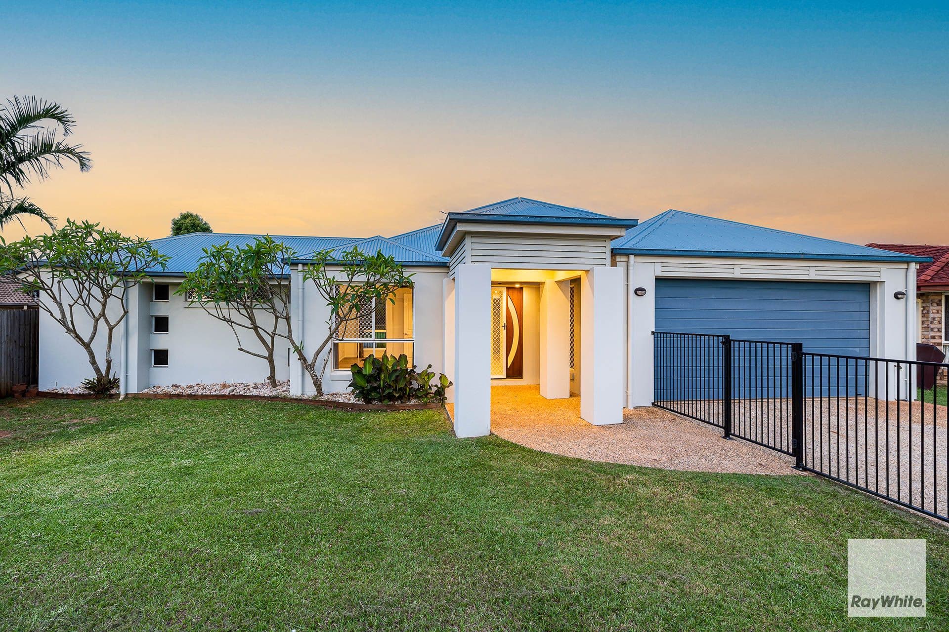 4 Caswell Crescent, Redland Bay QLD 4165, Redland Bay - Thumbnail 3