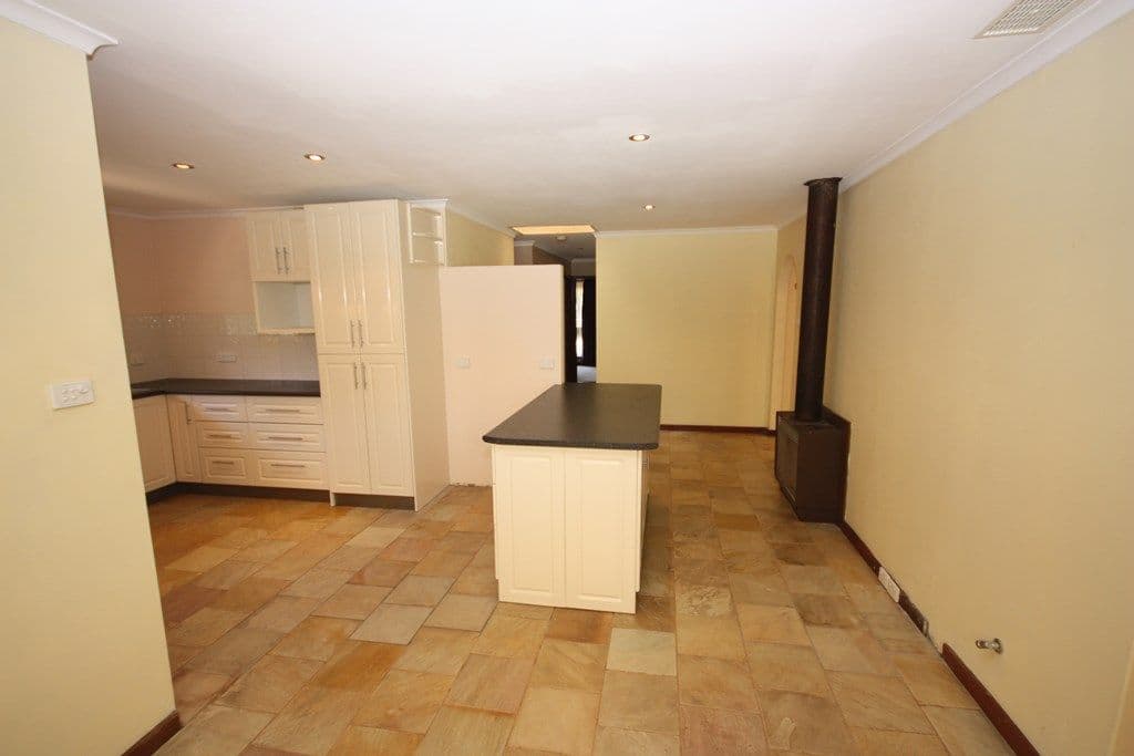 25 Battersea Way, MORLEY WA 6062, Morley - Thumbnail 7