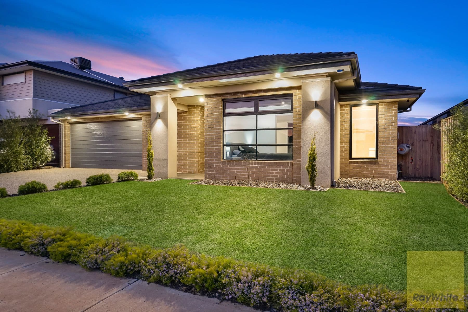 33 Wiltshire Boulevard, THORNHILL PARK VIC 3335, Thornhill Park - Thumbnail 3