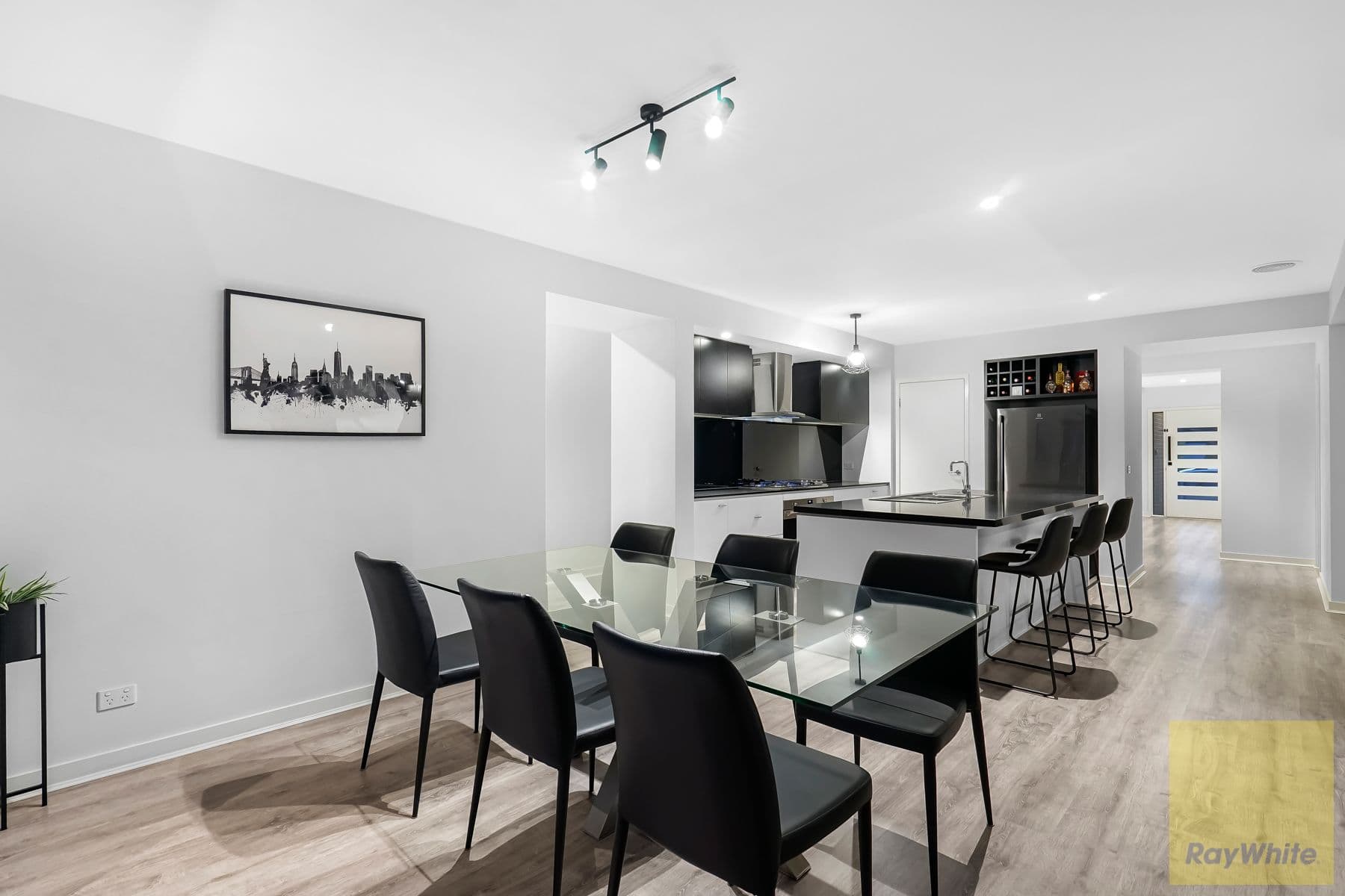 33 Wiltshire Boulevard, THORNHILL PARK VIC 3335, Thornhill Park - Thumbnail 7