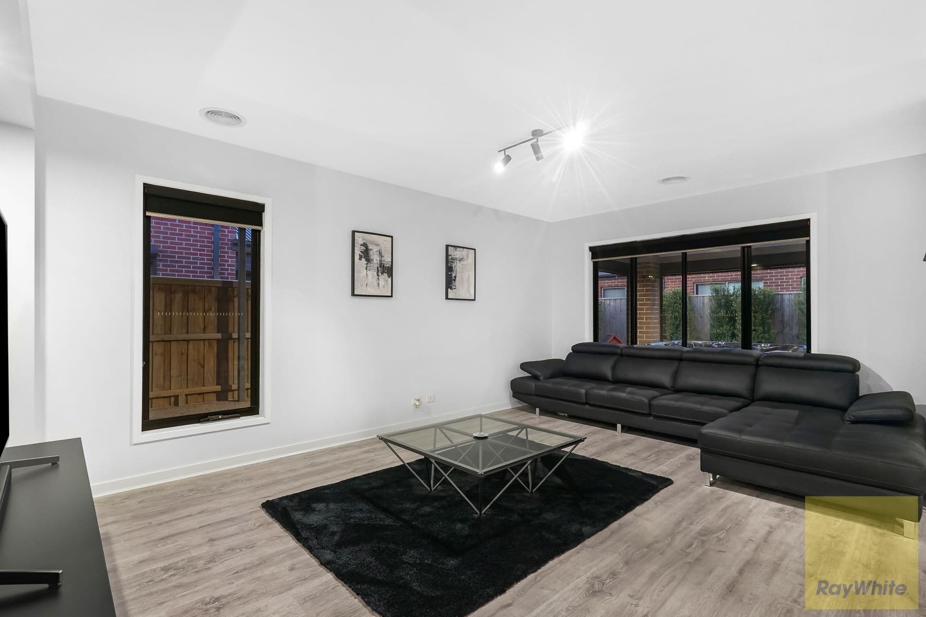 33 Wiltshire Boulevard, THORNHILL PARK VIC 3335, Thornhill Park - Thumbnail 8