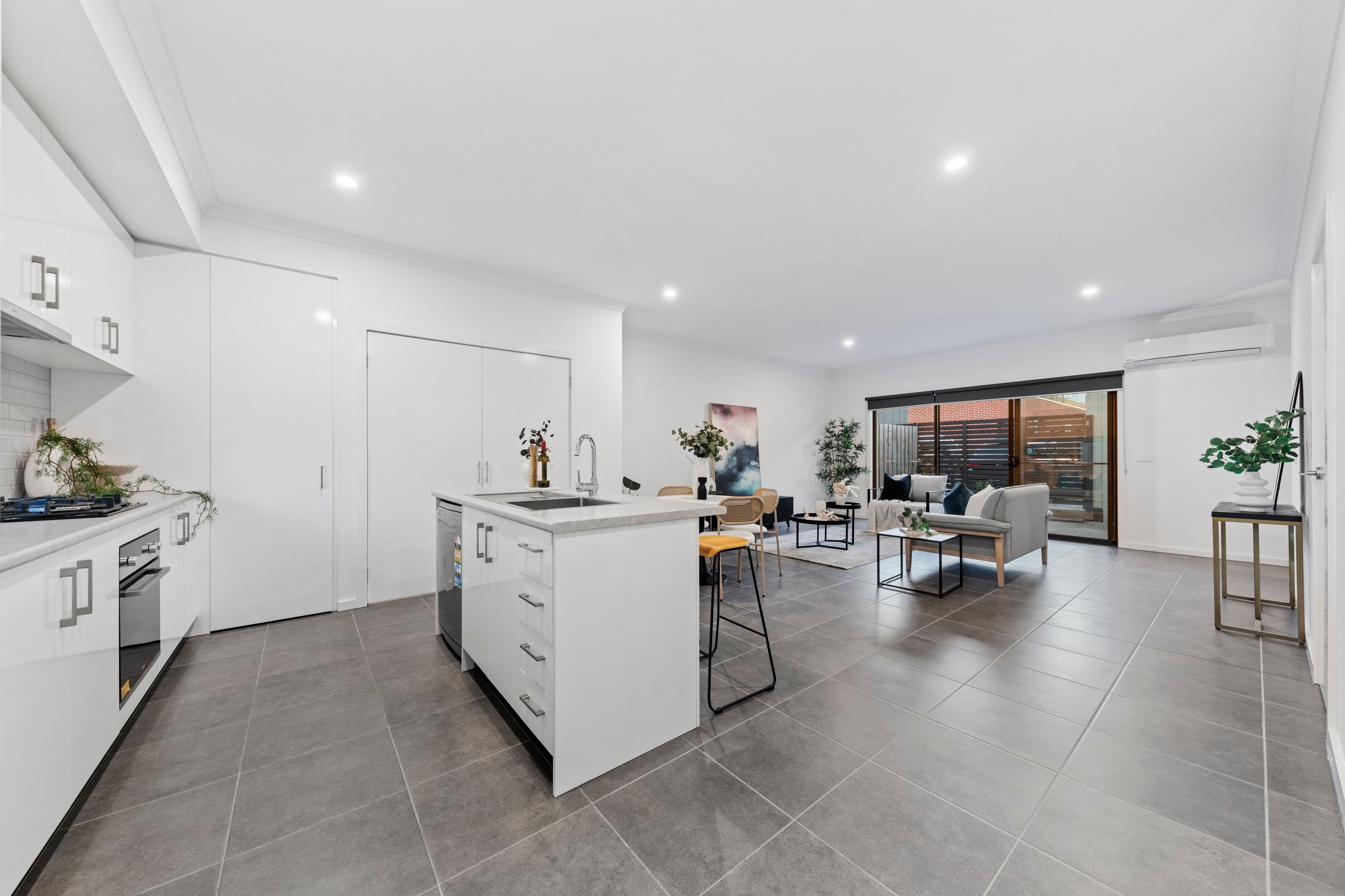 122 Station Street, Pakenham VIC 3810, Pakenham - Thumbnail 5