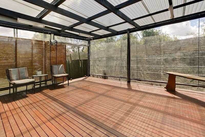 68 Francis Crescent, FERNTREE GULLY VIC 3156, Ferntree Gully - Thumbnail 2