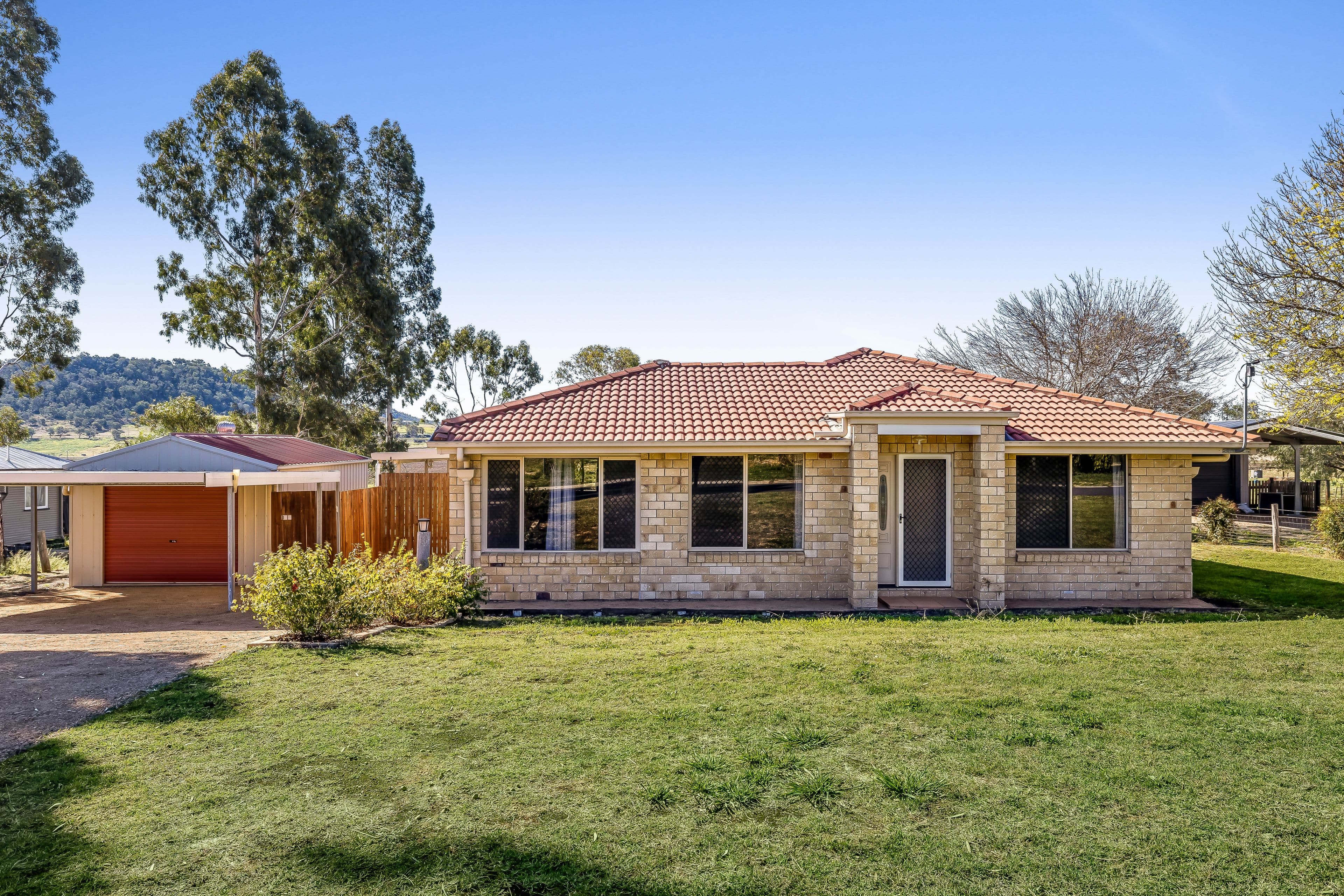 8 Binnie Street, Greenmount QLD 4359, Greenmount - Image 1