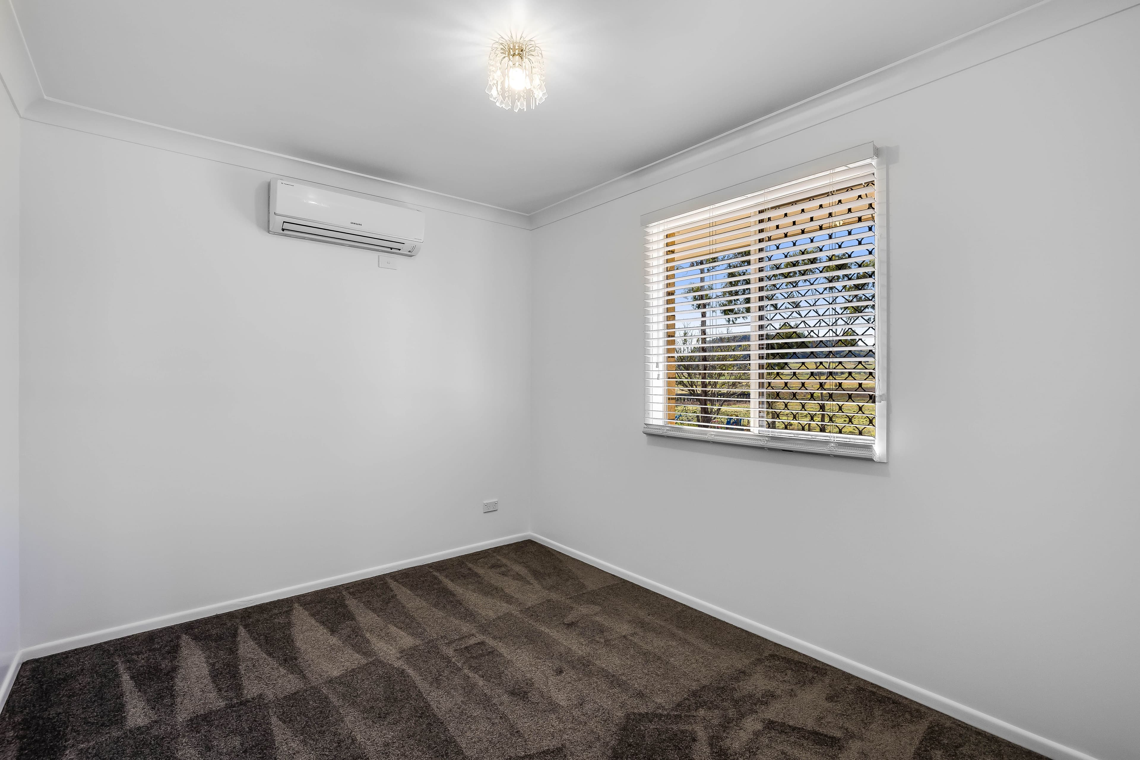 8 Binnie Street, Greenmount QLD 4359, Greenmount - Thumbnail 8