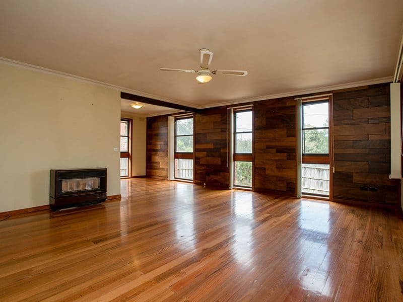 18A Fosberry Crescent, VIEWBANK VIC 3084, Viewbank - Thumbnail 2