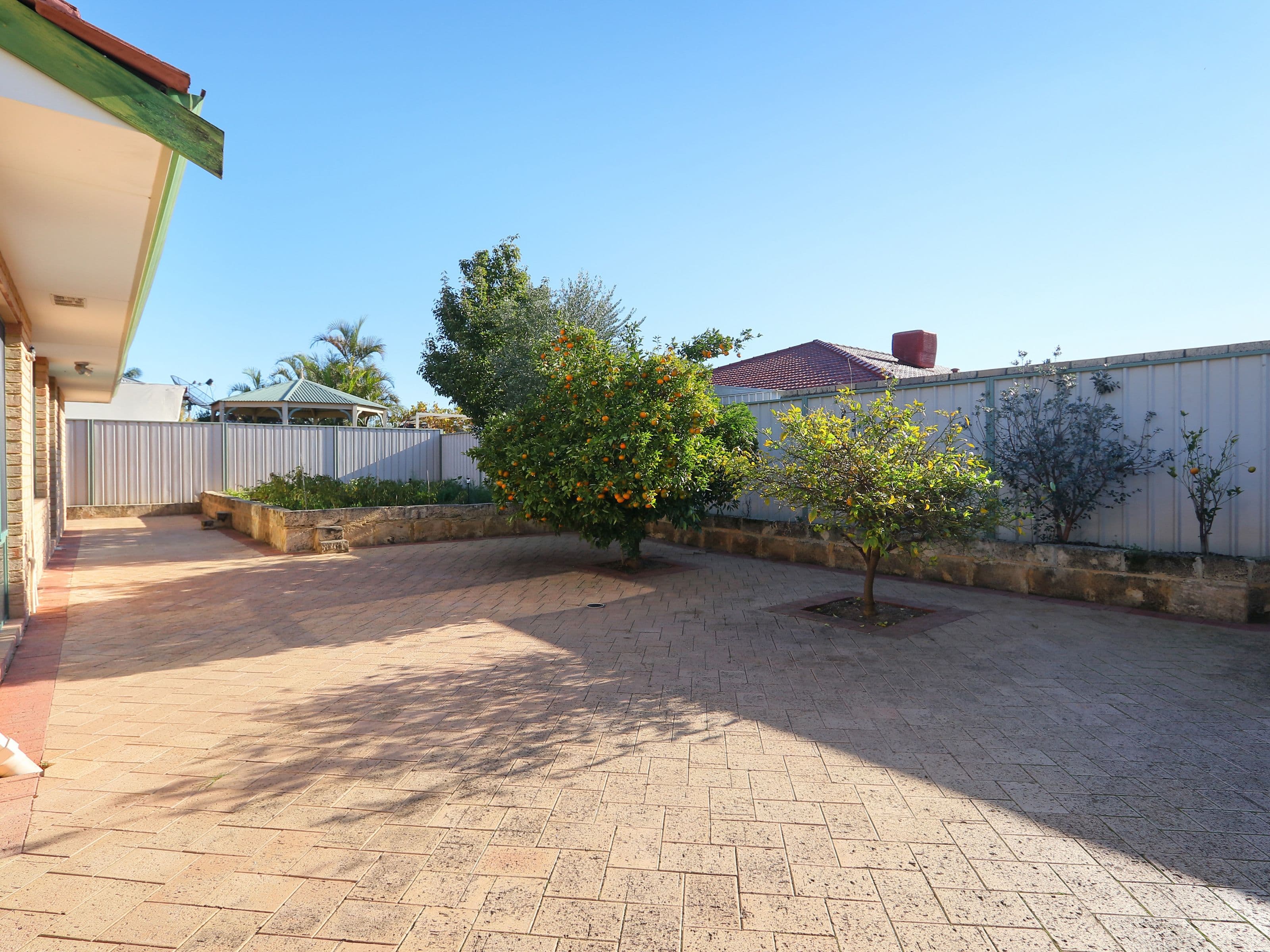 8 Dabchick Close, East Cannington WA 6107, East Cannington - Thumbnail 7