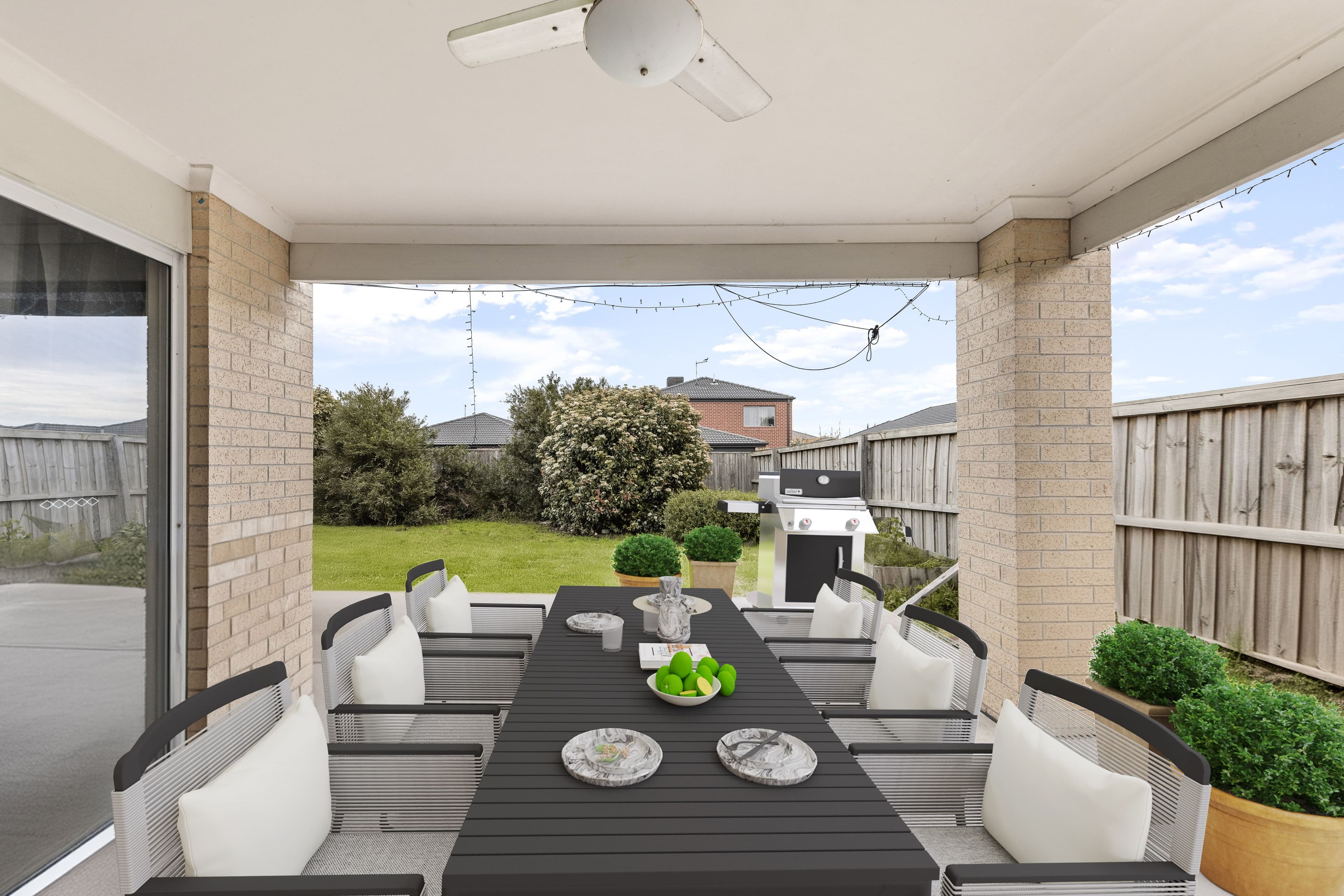 14 Mirka Way, Point Cook VIC 3030, Point Cook - Thumbnail 2