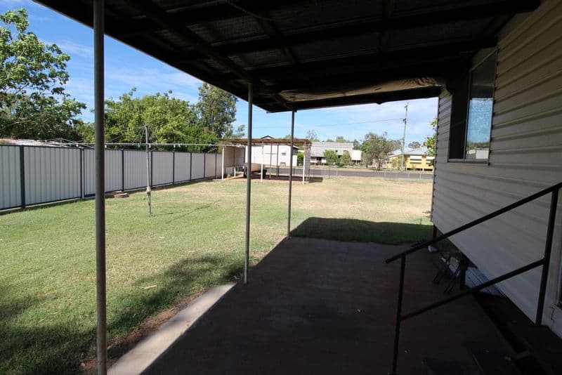 110 Watson Street, Charleville QLD 4470, Charleville - Thumbnail 8