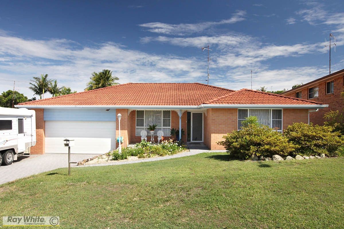 3 Lutea Place, Forster - Image 1