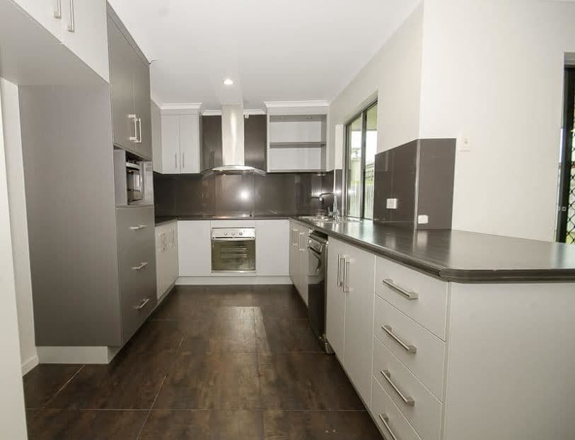 10 Crestview Crescent, Bucasia QLD 4750, Bucasia - Thumbnail 2