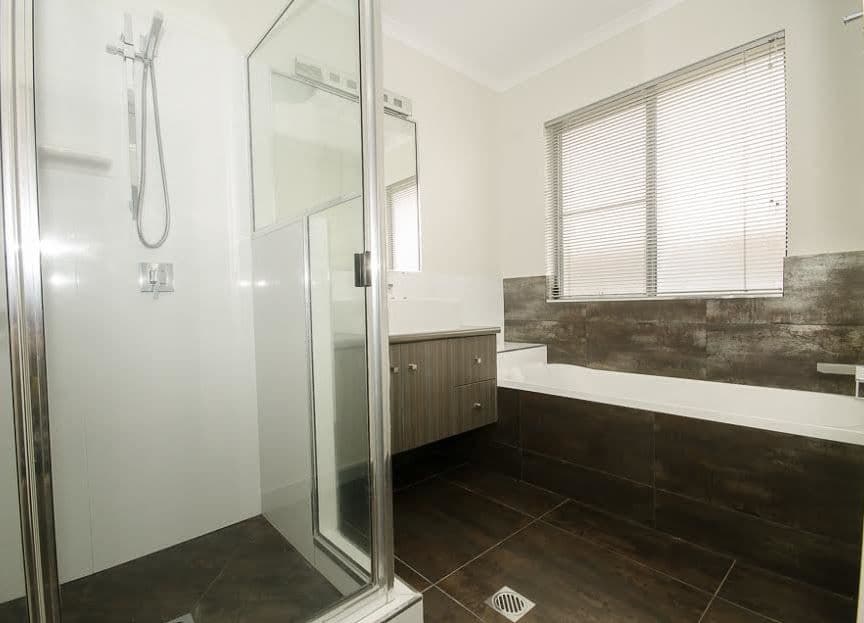 10 Crestview Crescent, Bucasia QLD 4750, Bucasia - Thumbnail 4