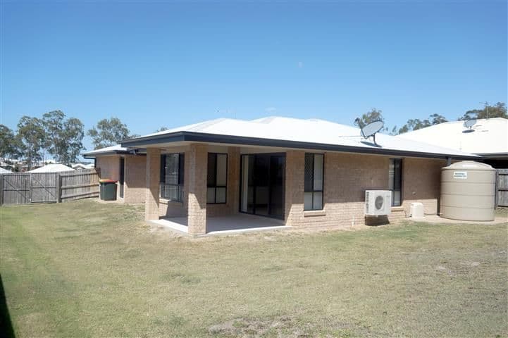 34 Iris Road, Kirkwood QLD 4680, Kirkwood - Thumbnail 6