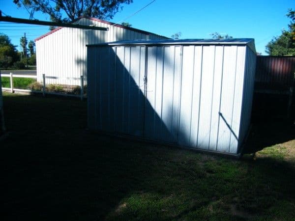 40 Windmill Road, CHINCHILLA QLD 4413, Chinchilla - Thumbnail 2