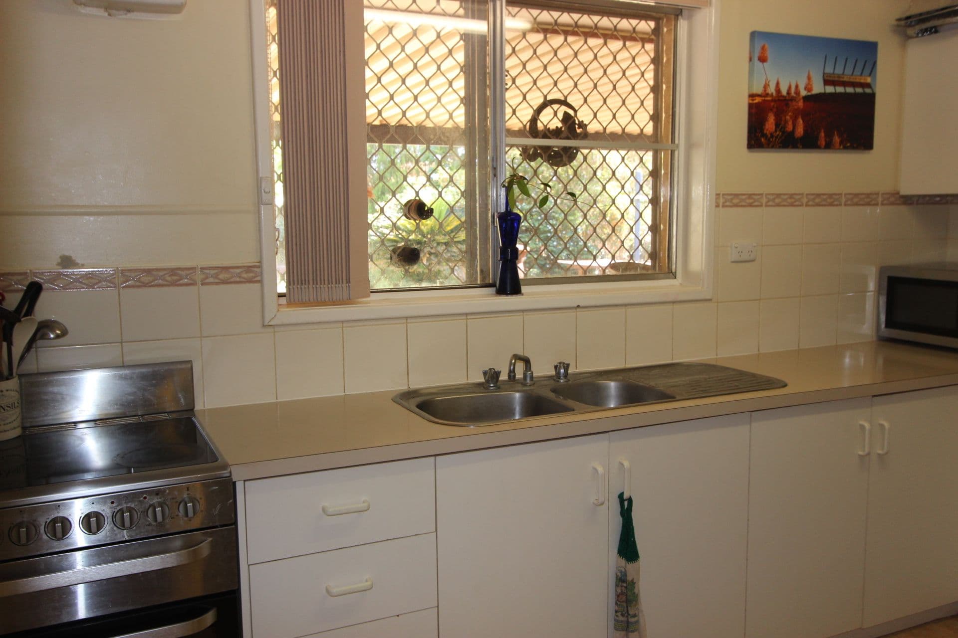 11 Fortescue Crescent, Dampier WA 6713, Dampier - Thumbnail 4