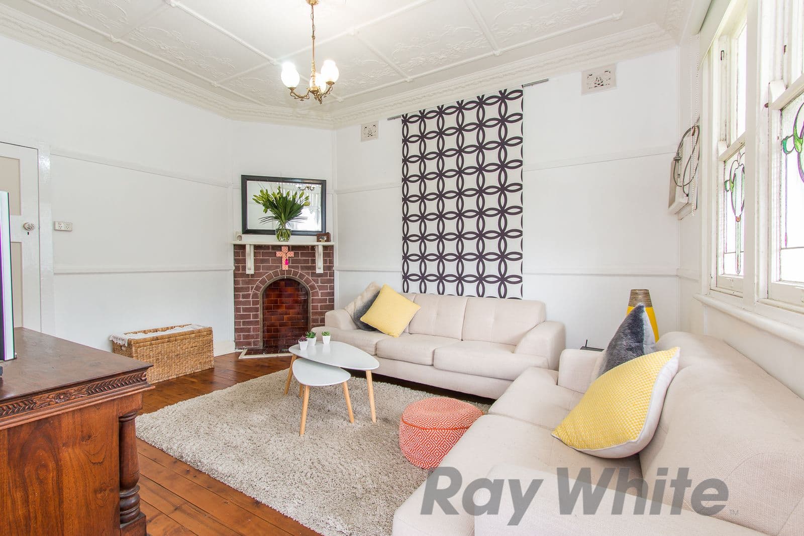 6 Murray Square, Mayfield - Thumbnail 2