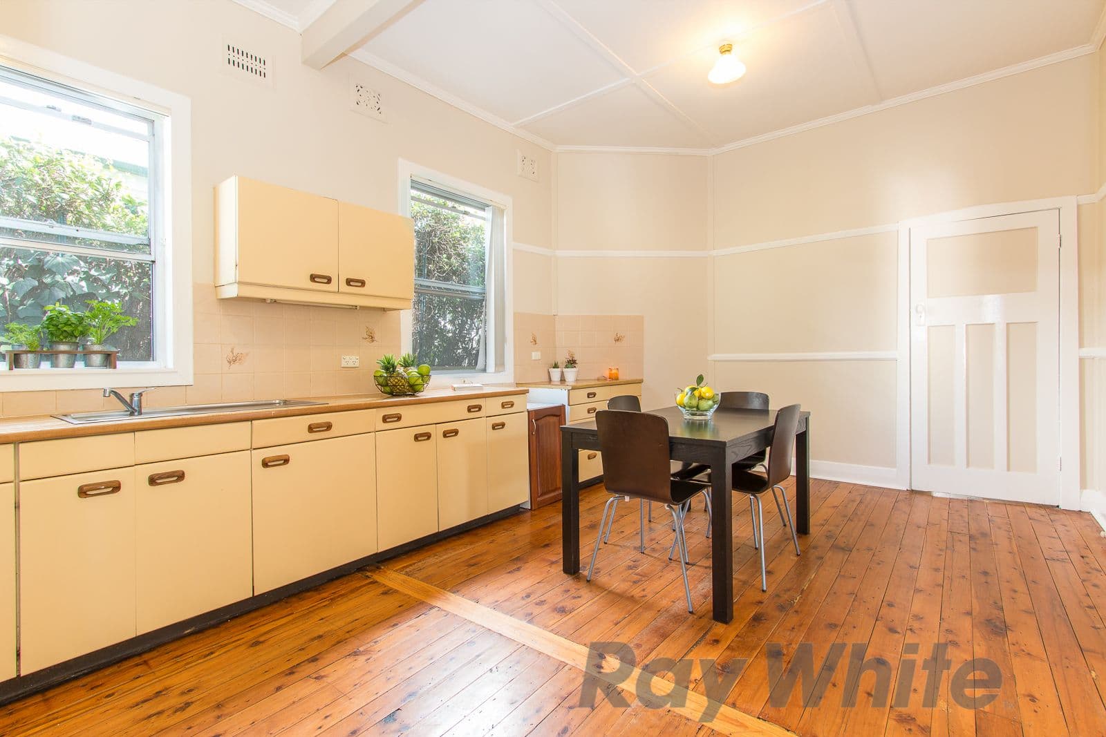 6 Murray Square, Mayfield - Thumbnail 7
