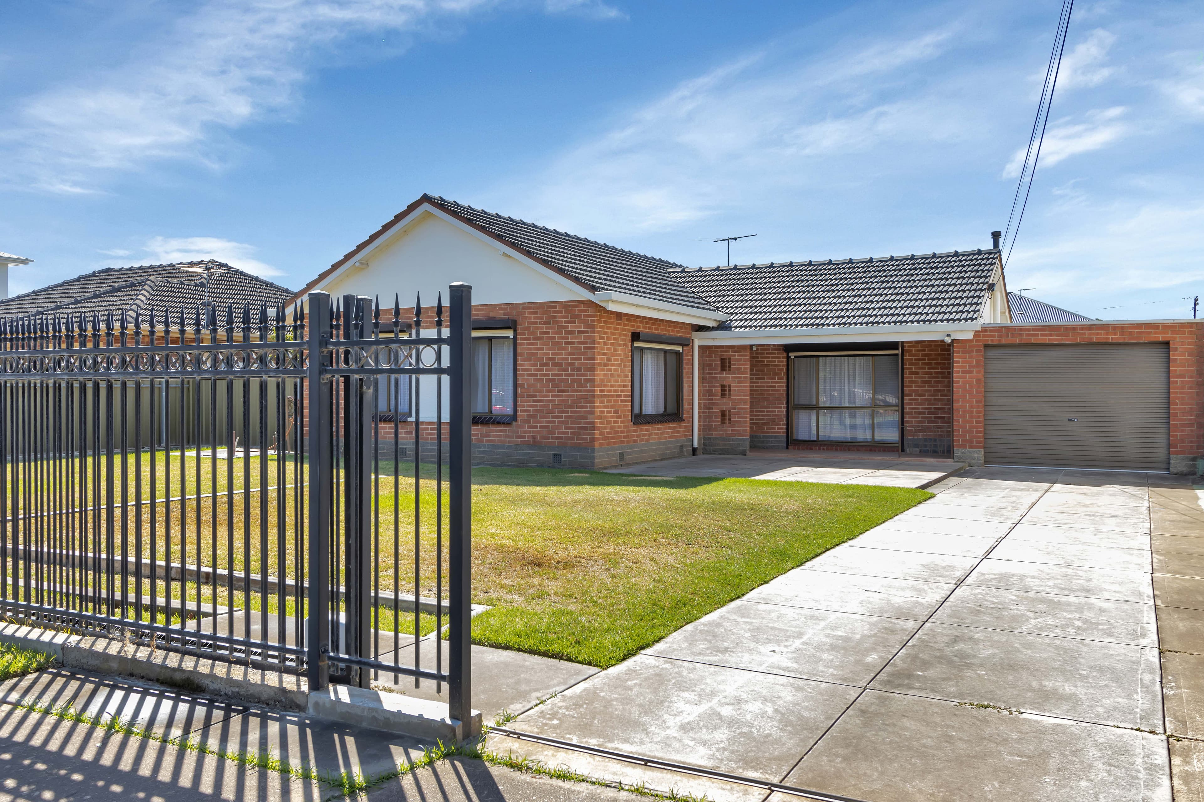 10 Harrow Road, Kidman Park SA 5025, Kidman Park - Thumbnail 2