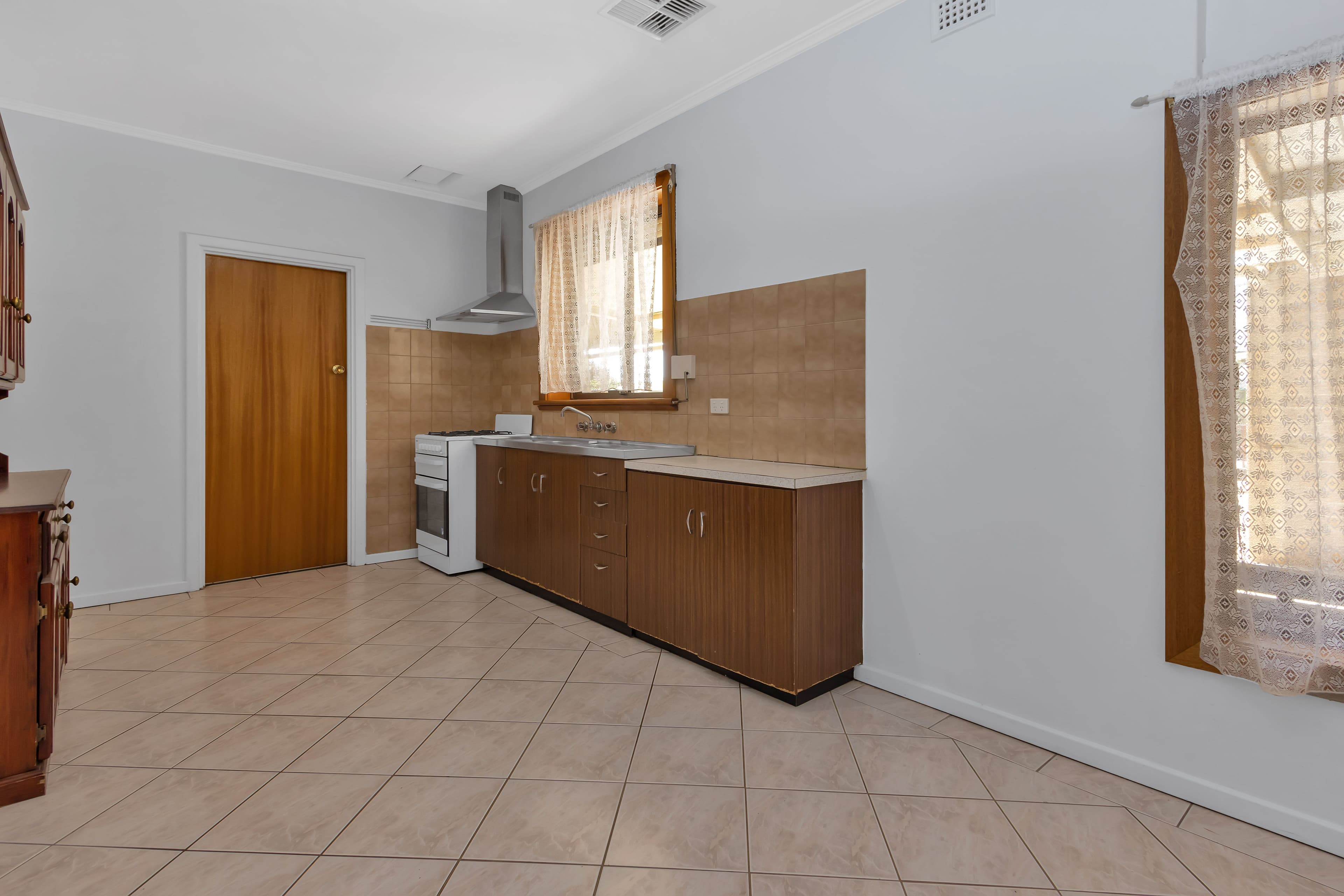 10 Harrow Road, Kidman Park SA 5025, Kidman Park - Thumbnail 5