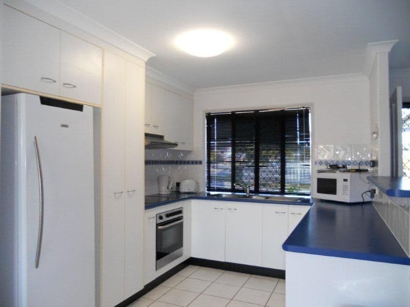 40 Fernleigh Avenue, ANDERGROVE QLD 4740, Andergrove - Thumbnail 2