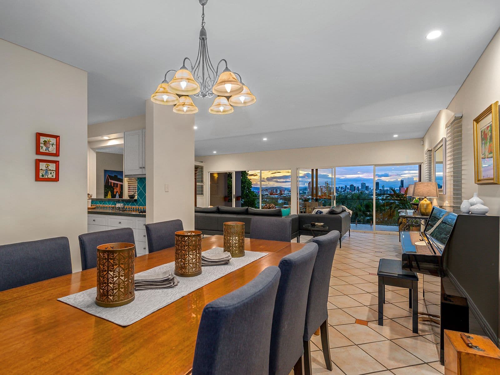 369 Chatsworth Road, Coorparoo QLD 4151, Coorparoo - Thumbnail 7