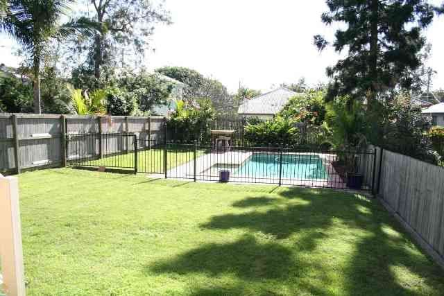176 Strong Avenue, GRACEVILLE QLD 4075, Graceville - Thumbnail 5