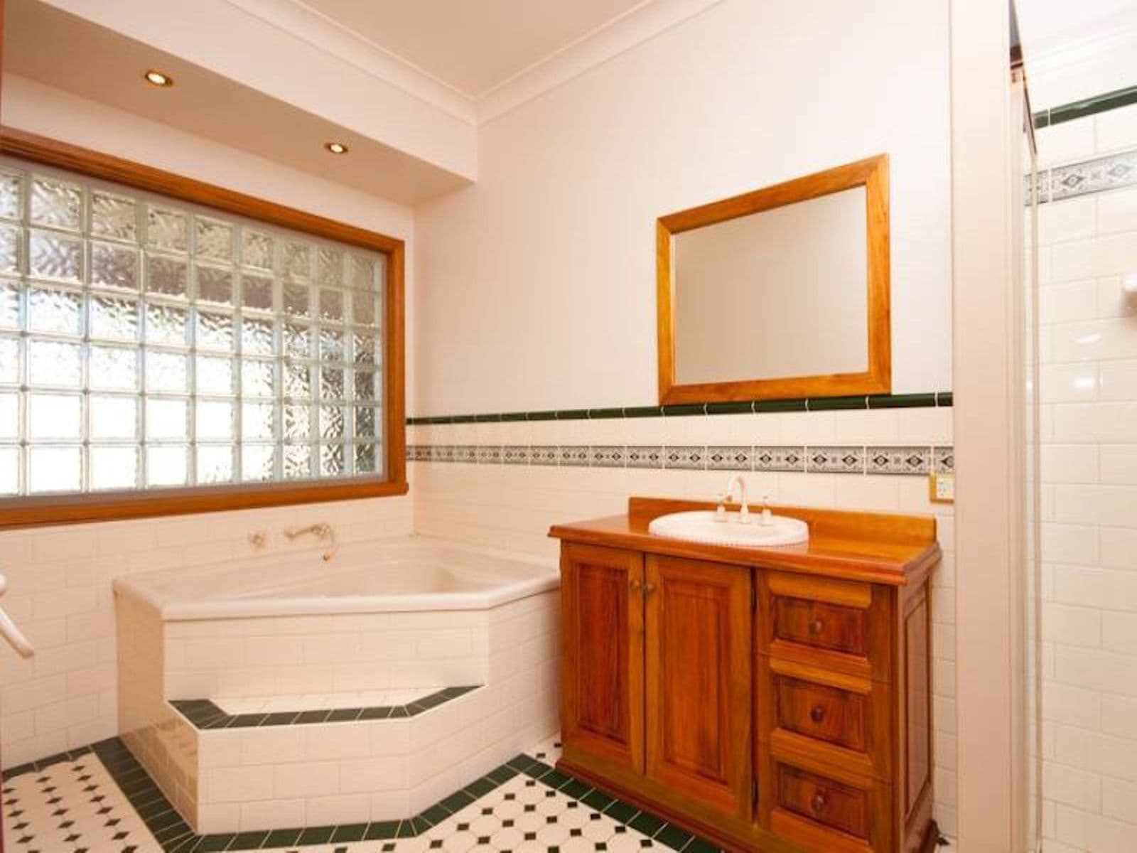12 Emerald Drive, Mildura - Thumbnail 8