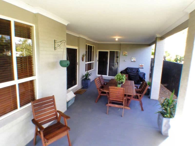 3  Knight Avenue, SILKSTONE QLD 4304, Silkstone - Thumbnail 5