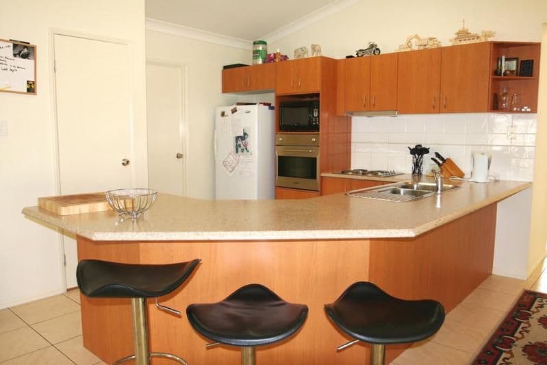 28 Jonquil Street, ORMEAU QLD 4208, Ormeau - Thumbnail 2