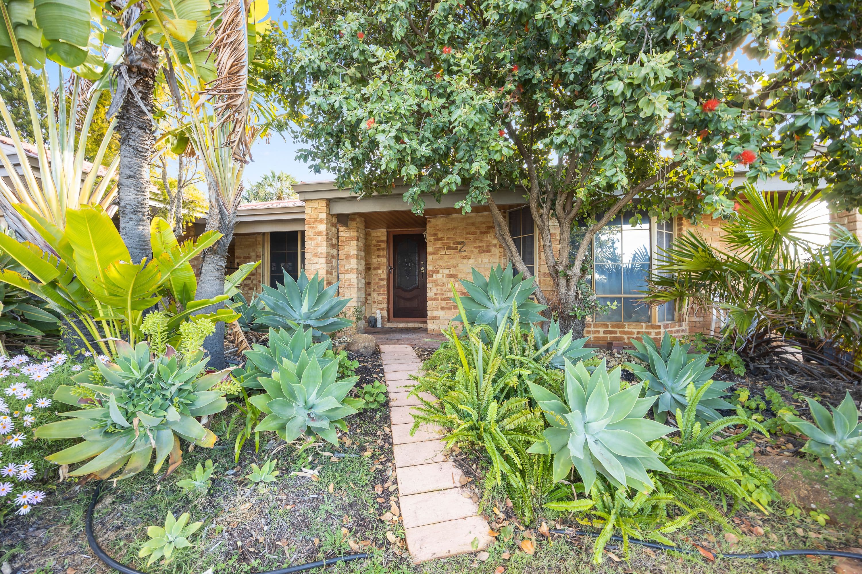 2 Palm Crest, Ballajura WA 6066, Ballajura - Thumbnail 2