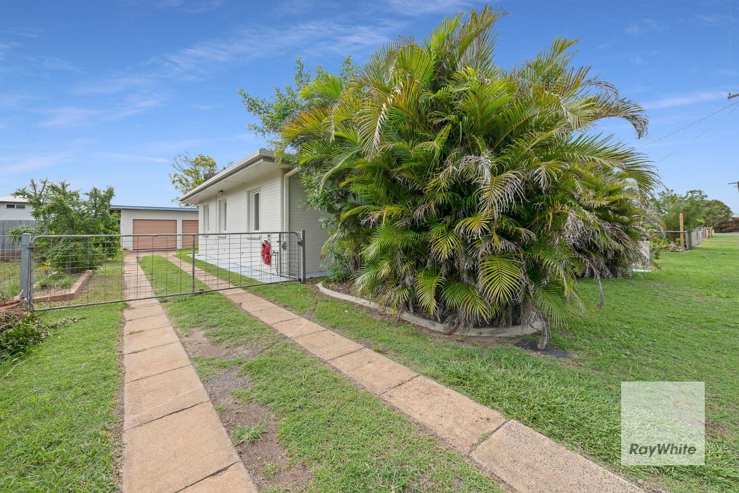 7 Grimstead Street, Bundaberg West QLD 4670, Bundaberg West - Thumbnail 5