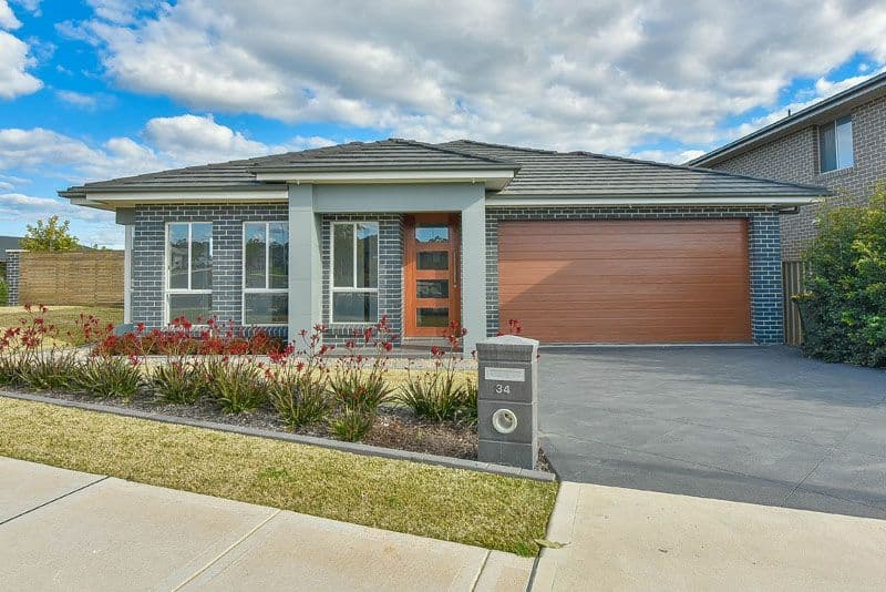 34 Easton Avenue, Spring Farm NSW 2570, Spring Farm - Image 1